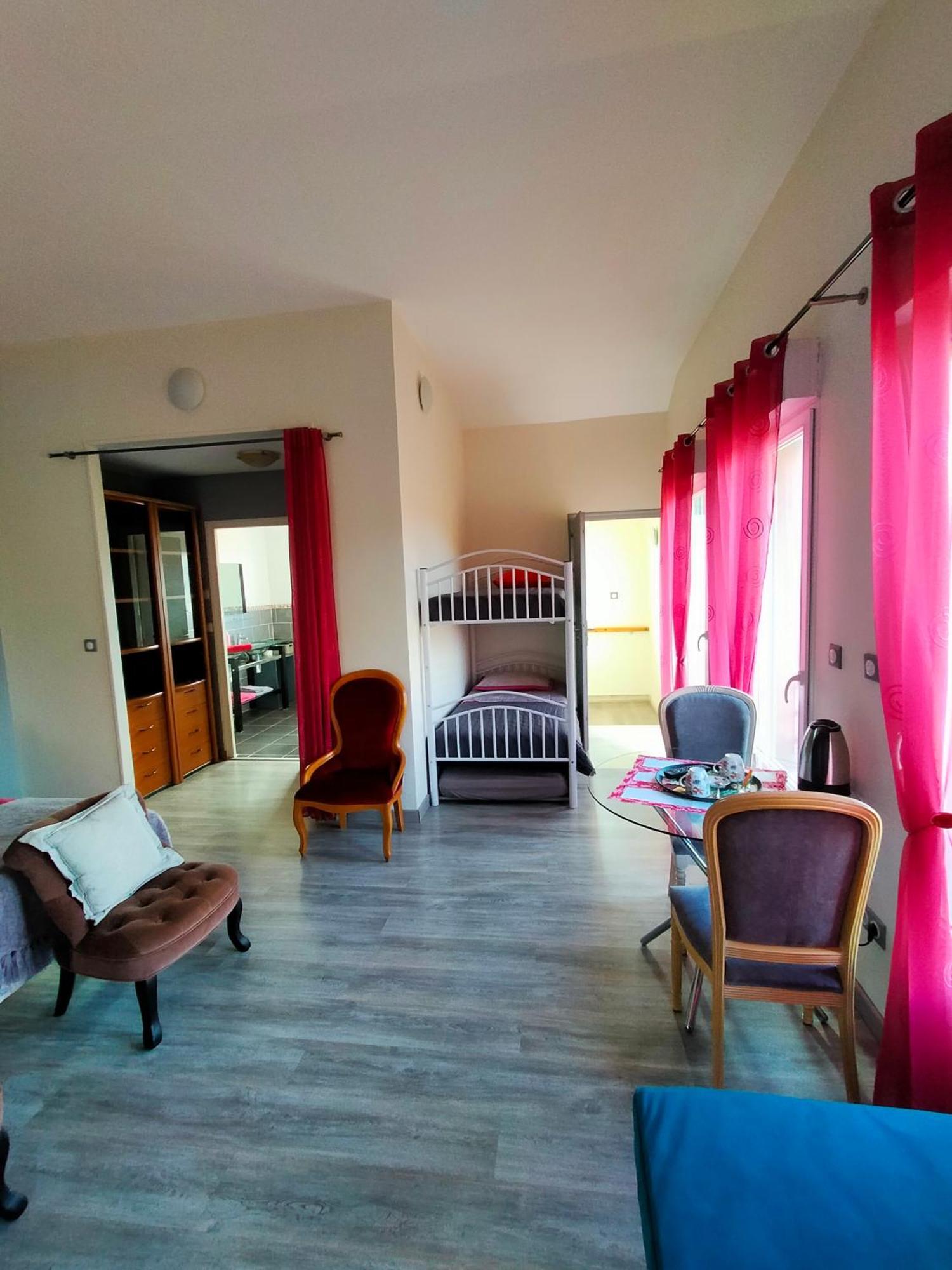 Chambre D'Hotes Du Bois Joli Mesnard-la-Barotière Eksteriør bilde
